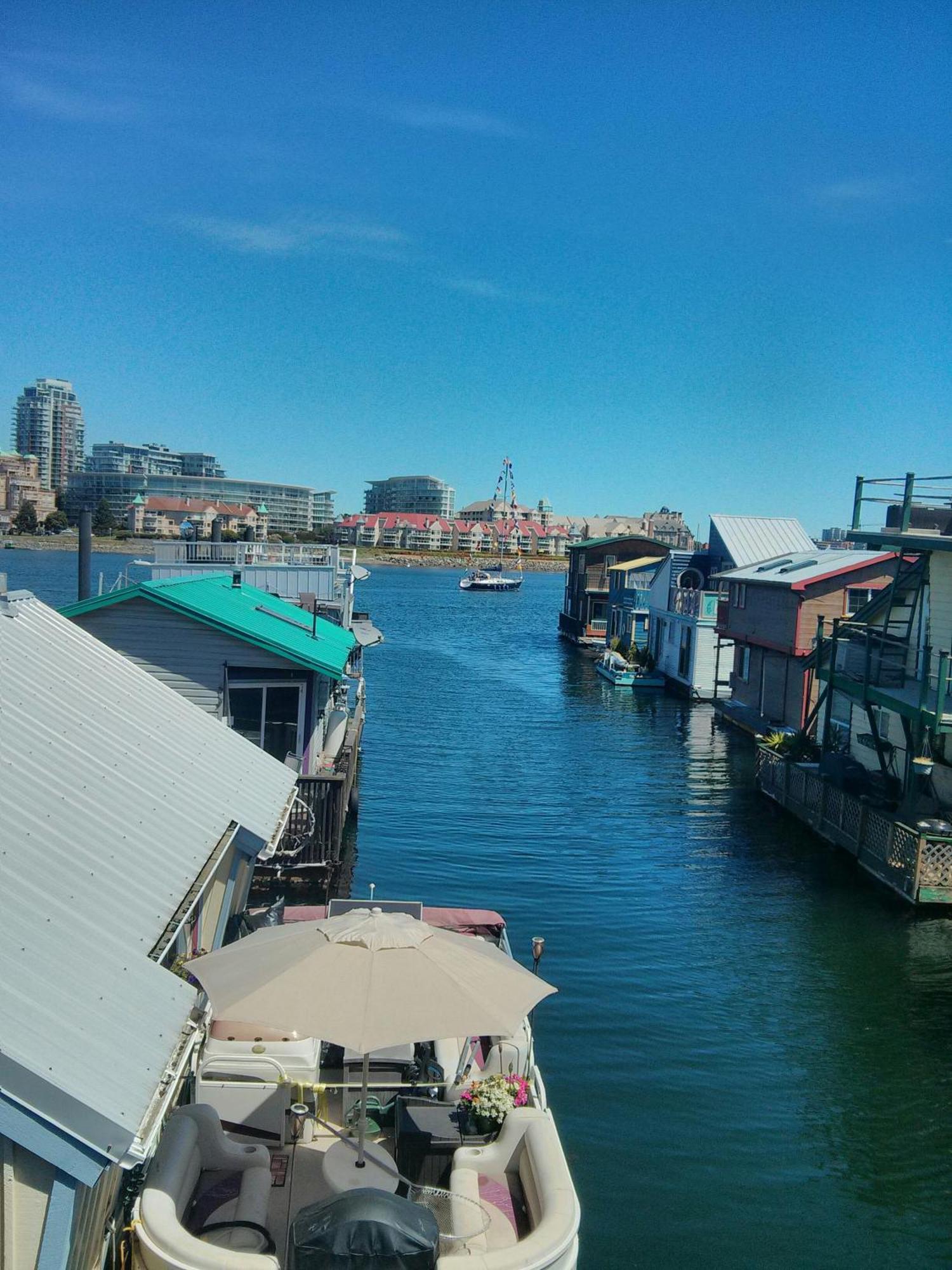 A Float Home B&B In Fisherman'S Wharf 빅토리아 외부 사진