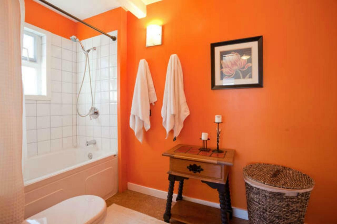 A Float Home B&B In Fisherman'S Wharf 빅토리아 외부 사진